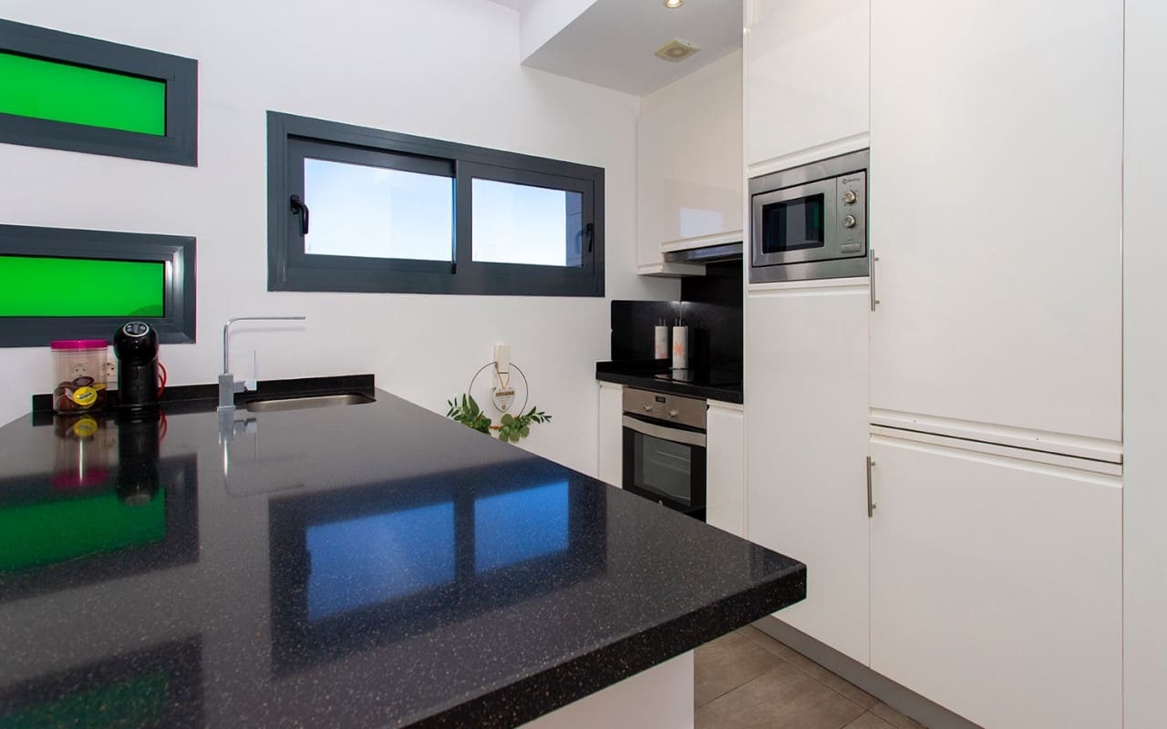 3 soveværelse Villa til leje i Algorfa med swimmingpool - € 1.750 (Ref: 8633796)