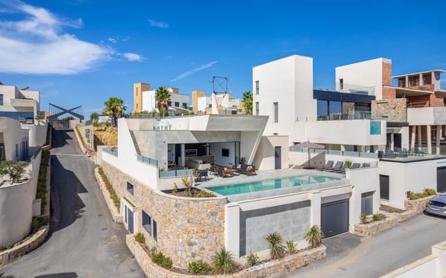 5 slaapkamer Villa te koop in Ciudad Quesada, Rojales - € 795.000 (Ref: 8648318)