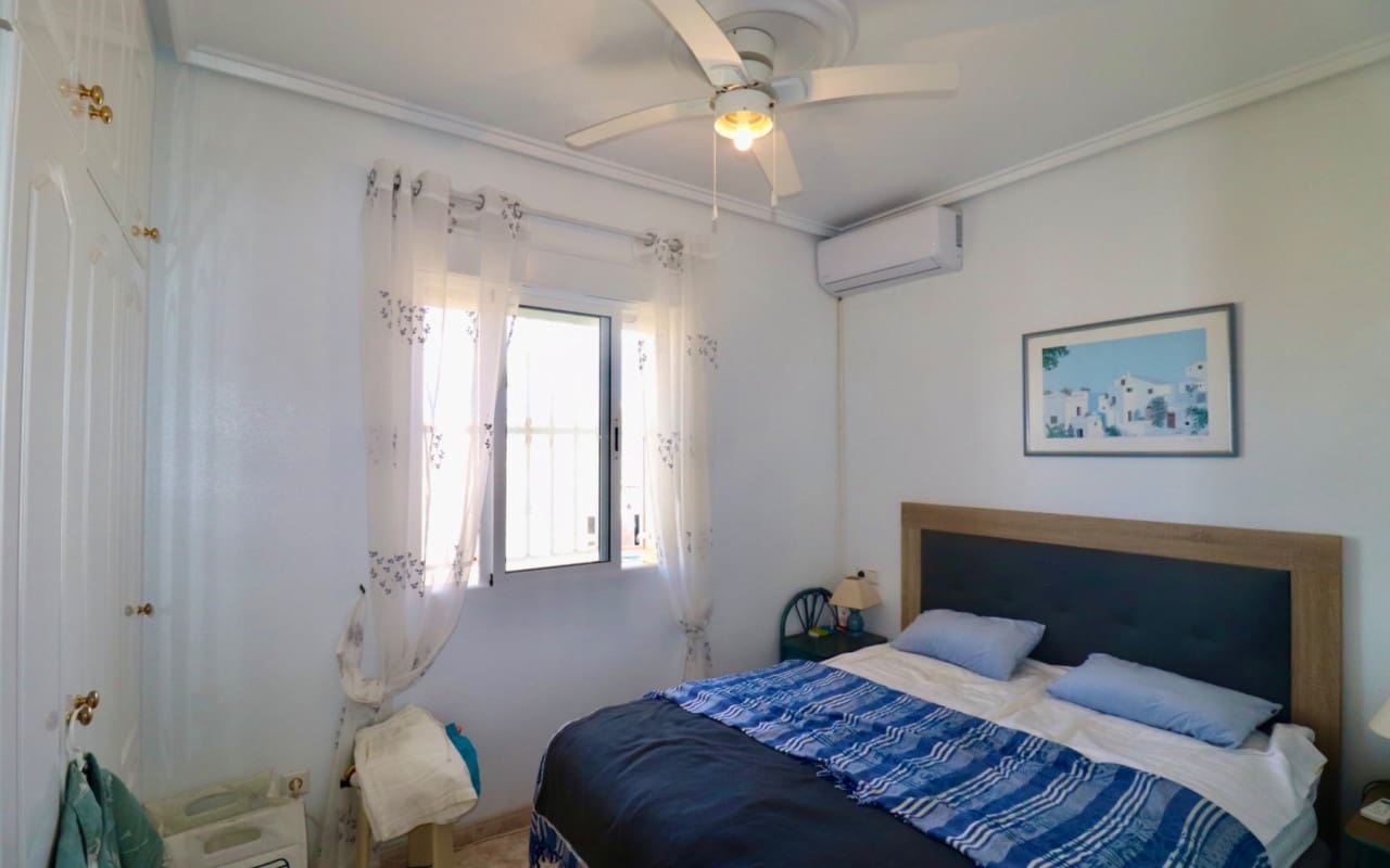 3 bedroom Villa for sale in Ciudad Quesada with pool - € 285,000 (Ref: 8648330)