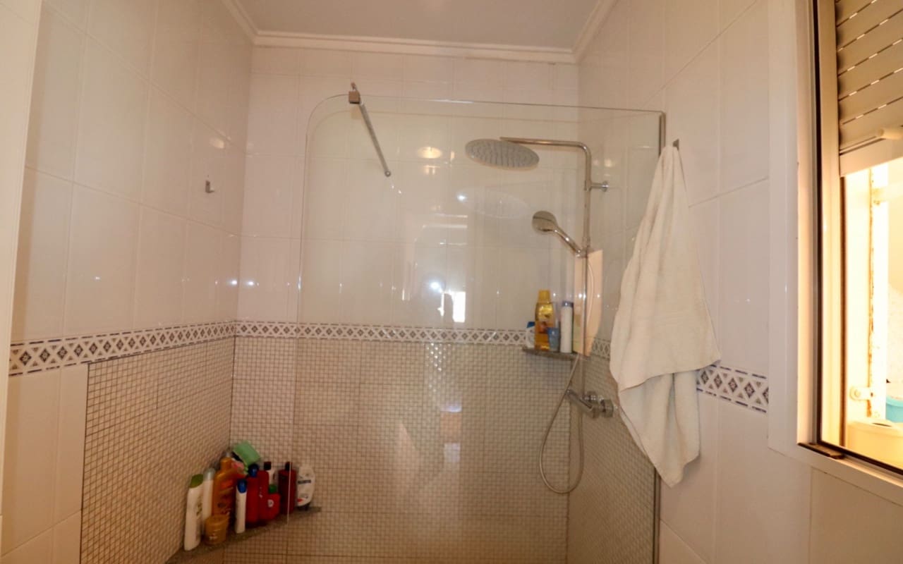 3 bedroom Villa for sale in Ciudad Quesada with pool - € 285,000 (Ref: 8648330)