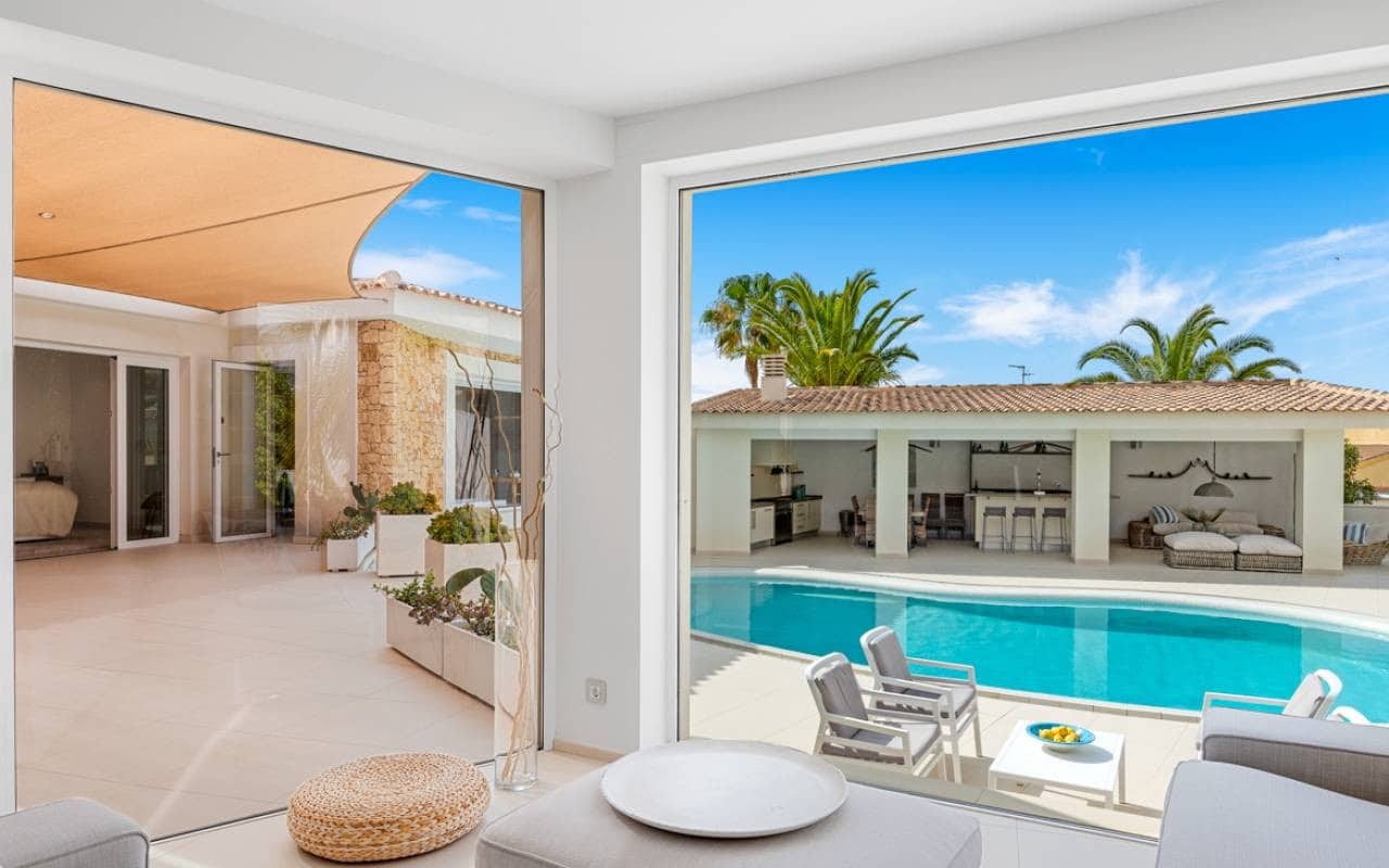 4 makuuhuone Huvila myytävänä paikassa Ciudad Quesada mukana uima-altaan - 1 499 999 € (Ref: 8666720)