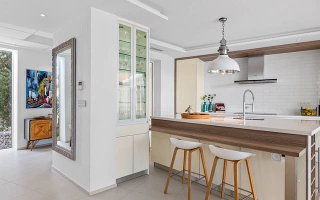 4 makuuhuone Huvila myytävänä paikassa Ciudad Quesada, Rojales mukana uima-altaan - 1 499 999 € (Ref: 8666720)