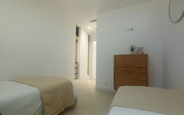 3 chambre Villa/Maison à vendre à El Chaparral, Torrevieja avec piscine - 499 000 € (Ref: 8687976)