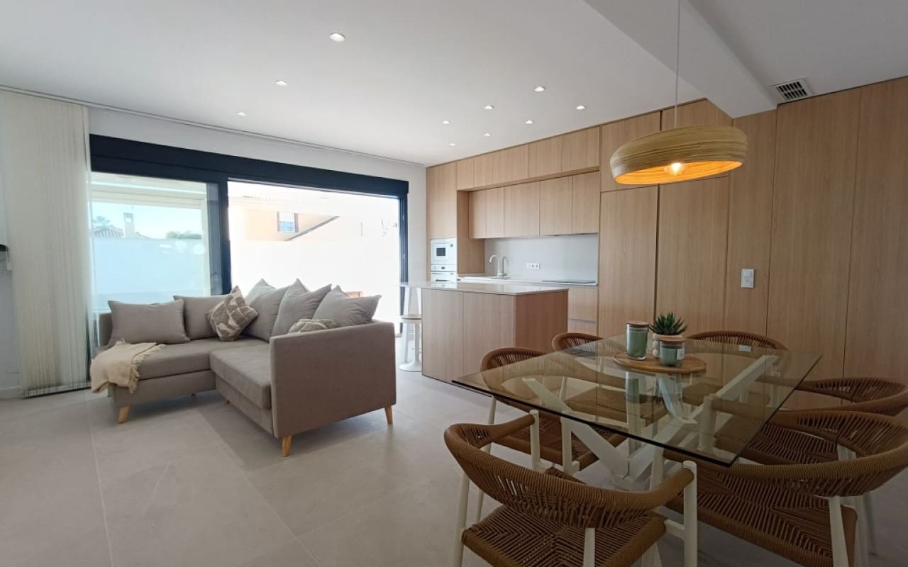 3 chambre Villa/Maison à vendre à El Chaparral avec piscine - 499 000 € (Ref: 8687976)