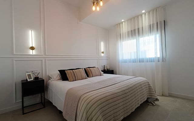 3 chambre Villa/Maison à vendre à El Chaparral, Torrevieja avec piscine - 499 000 € (Ref: 8687976)