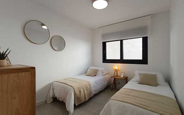 3 chambre Villa/Maison à vendre à El Chaparral, Torrevieja avec piscine - 499 000 € (Ref: 8687976)