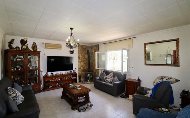 4 bedroom Villa for sale in Heredades, Almoradí with pool - € 299,950 (Ref: 8694855)