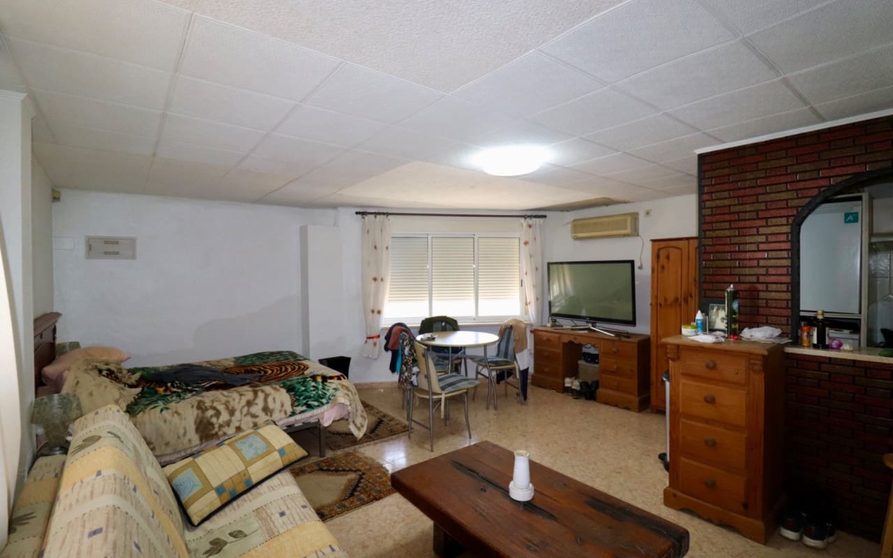 4 soveværelse Villa til salg i Heredades med swimmingpool - € 299.950 (Ref: 8694855)