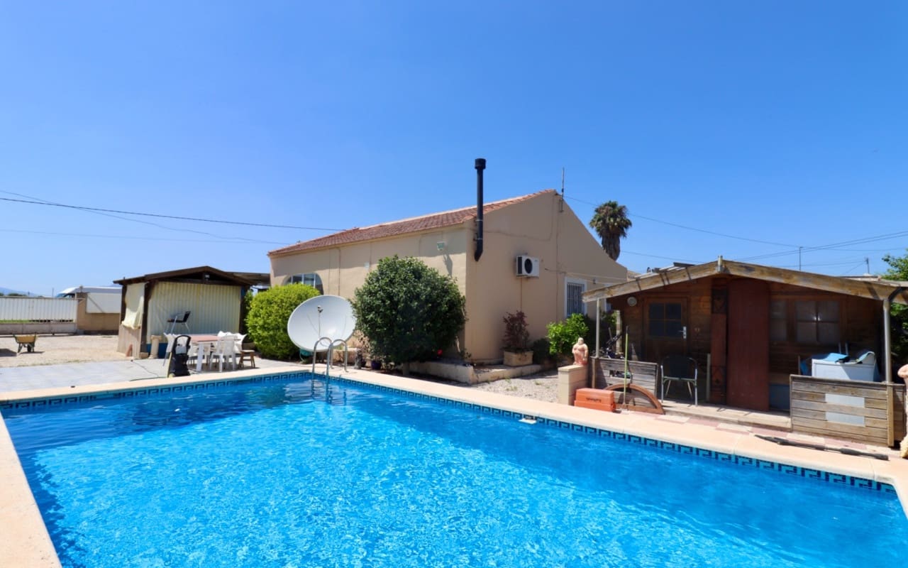 4 soveværelse Villa til salg i Heredades med swimmingpool - € 299.950 (Ref: 8694855)