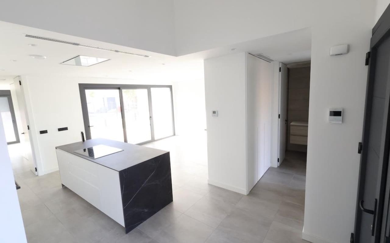 3 bedroom Villa for sale in Torre-Pacheco with pool - € 439,000 (Ref: 8698941)