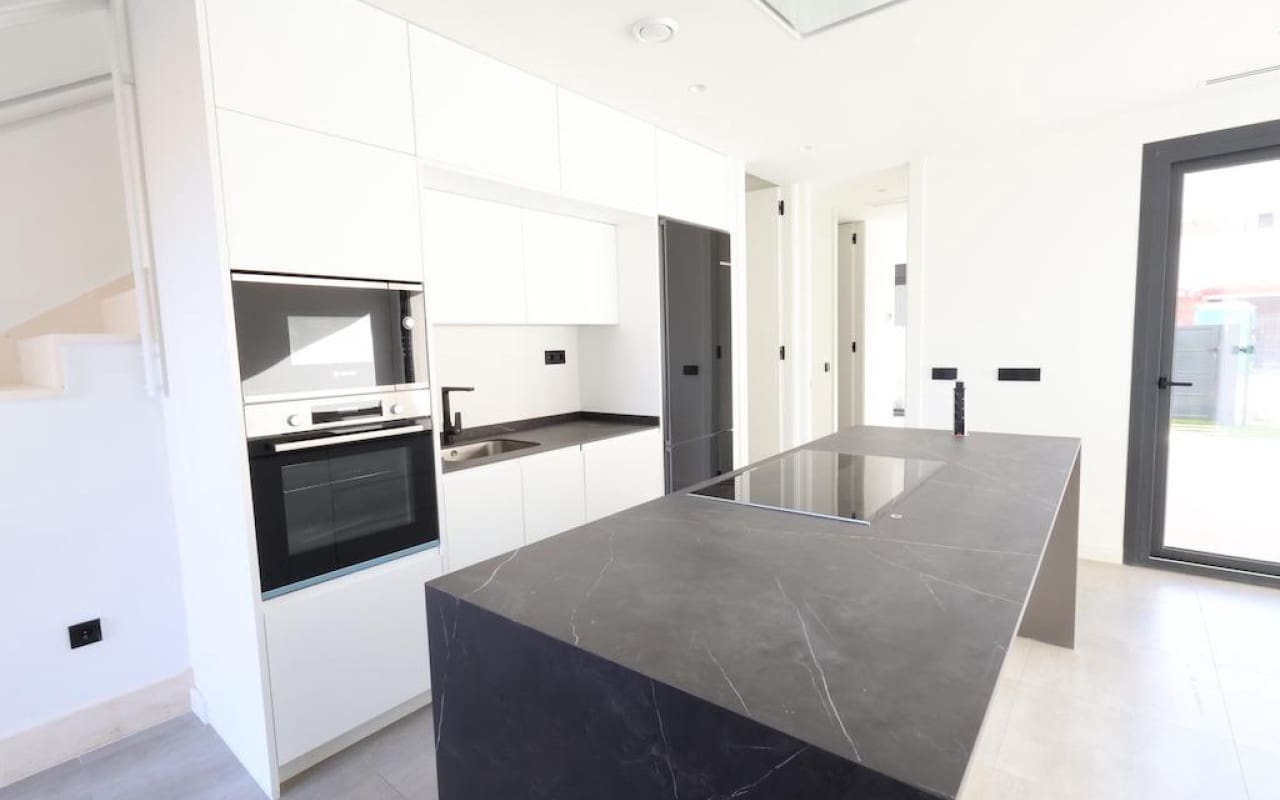 3 bedroom Villa for sale in Torre-Pacheco with pool - € 439,000 (Ref: 8698941)