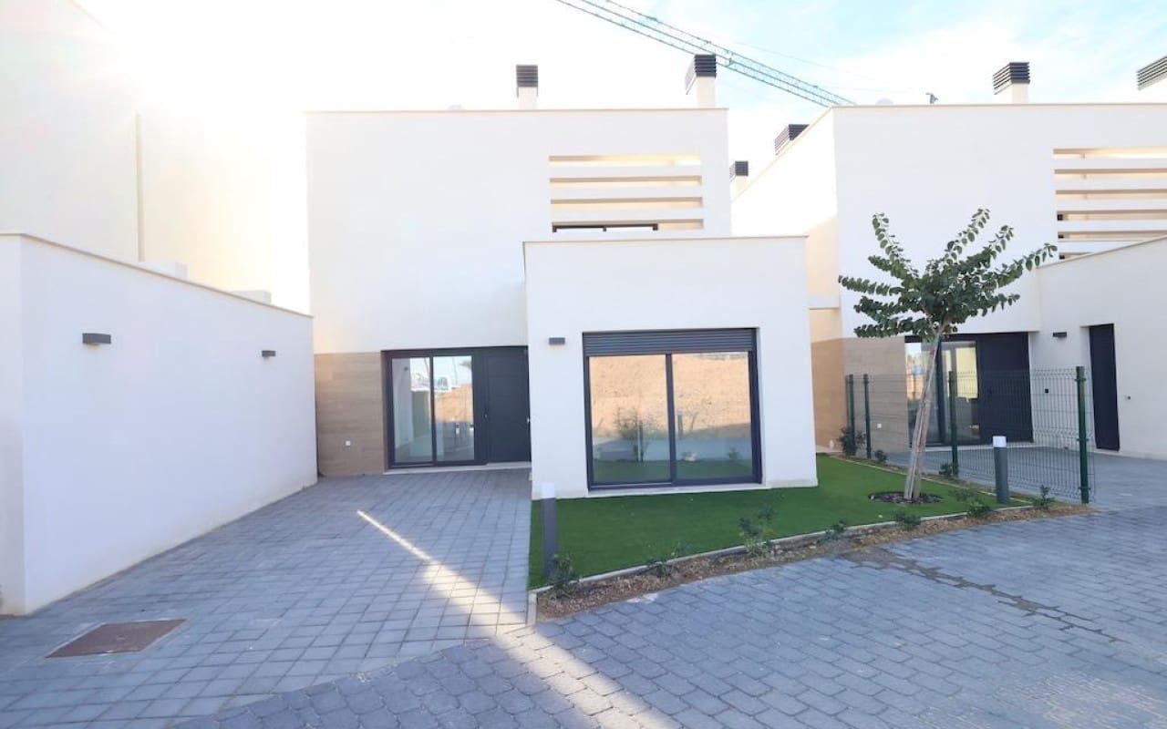 3 bedroom Villa for sale in Torre-Pacheco with pool - € 439,000 (Ref: 8698941)