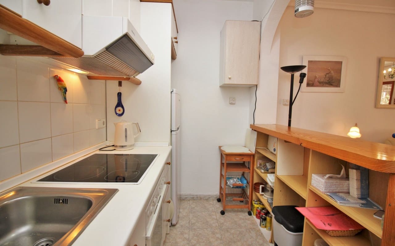 2 soveværelse Byhus til salg i Playa Flamenca med swimmingpool - € 189.950 (Ref: 8707351)