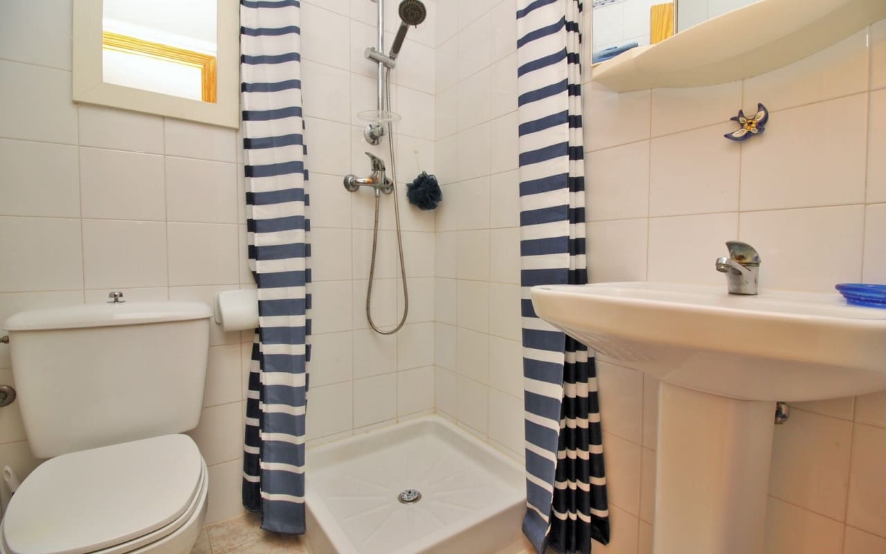 2 soveværelse Byhus til salg i Playa Flamenca med swimmingpool - € 189.950 (Ref: 8707351)