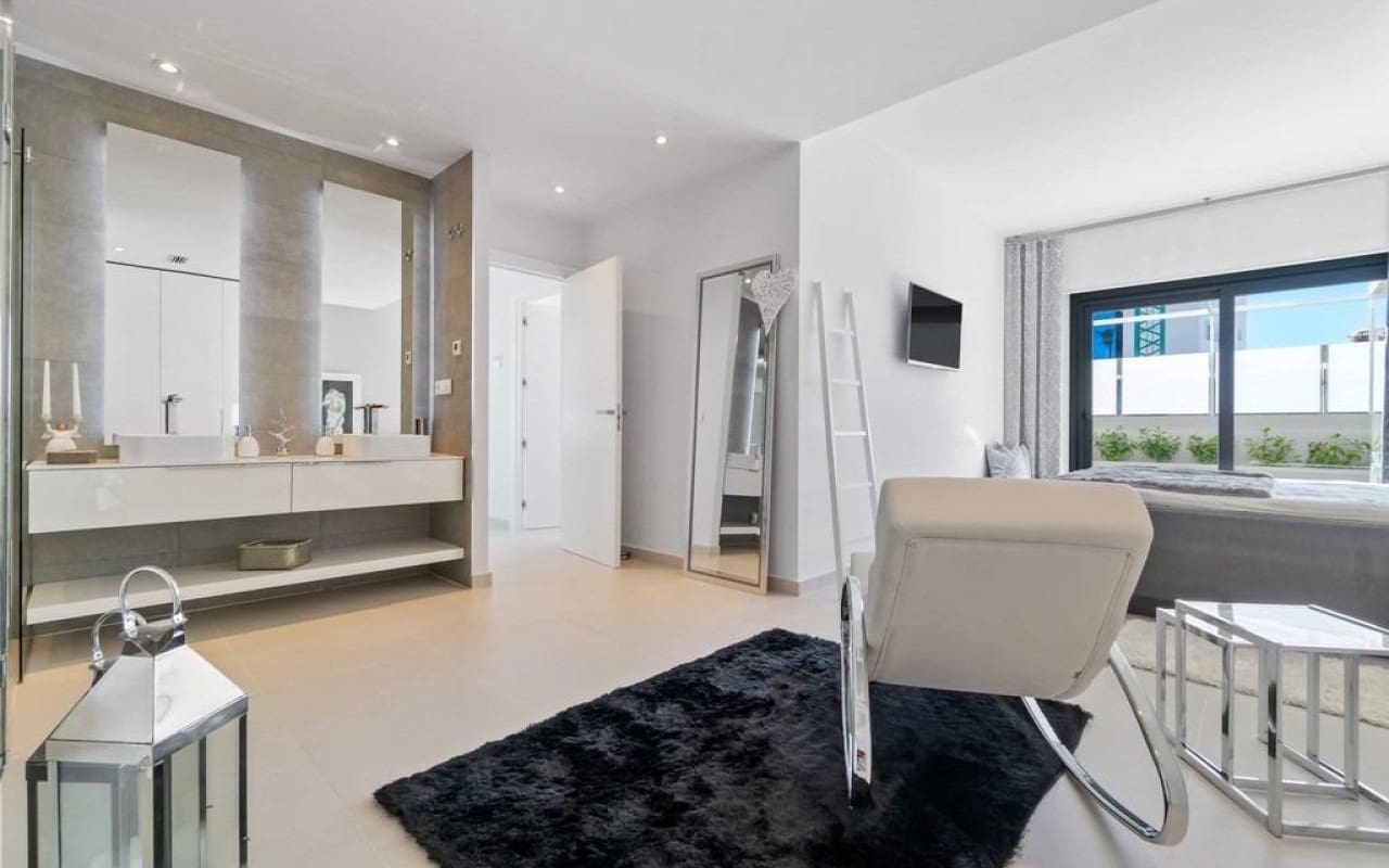 3 camera da letto Villa in vendita in Campoamor con piscina - 1.250.000 € (Rif: 8754041)