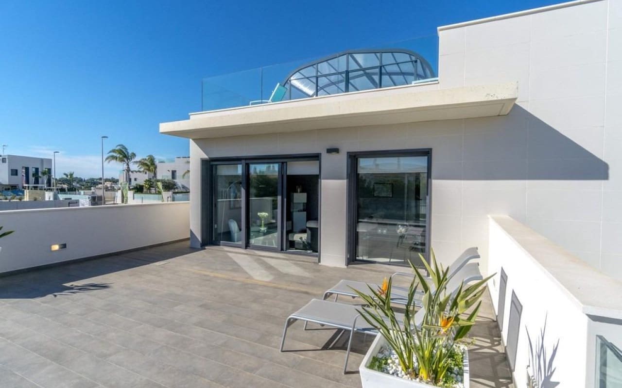 3 camera da letto Villa in vendita in Campoamor con piscina - 1.250.000 € (Rif: 8754041)