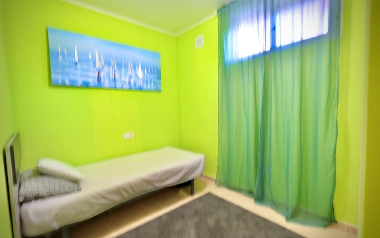 Chalet de 4 habitaciones en San Miguel de Salinas en venta con piscina - 320.000 € (Ref: 8783103)