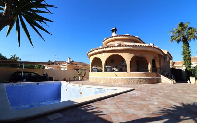 3 soveværelse Villa til salg i Monte Azul, Benijófar med swimmingpool - € 349.000 (Ref: 8803092)