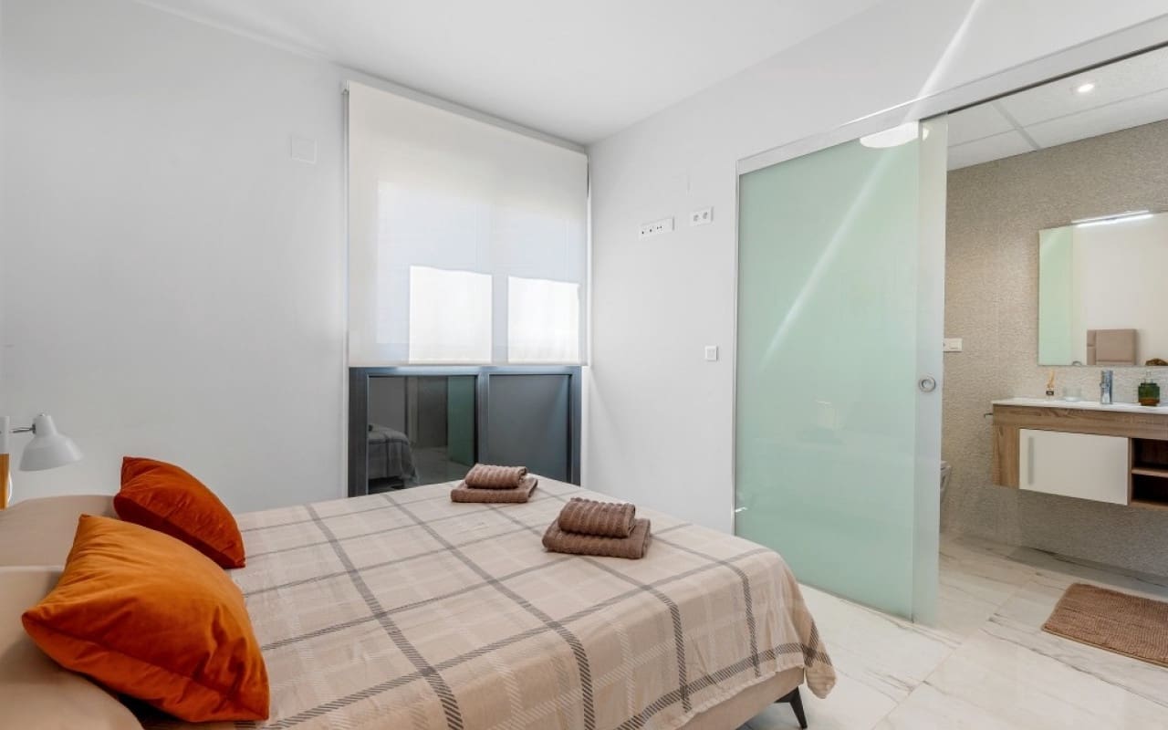 2 sypialnia Apartament na sprzedaż w Orihuela Costa z basenem - 315 000 € (Ref: 8803107)