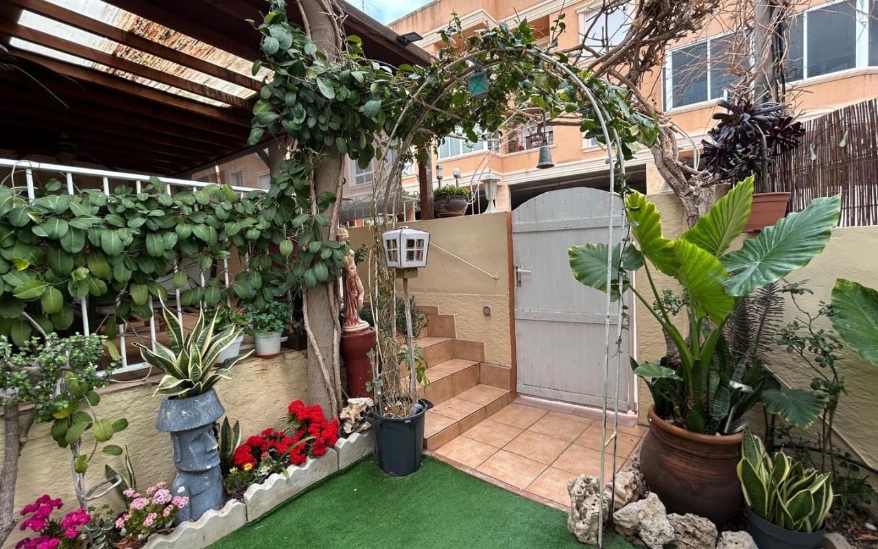 3 soveværelse Villa til salg i Los Montesinos - € 275.000 (Ref: 8847770)