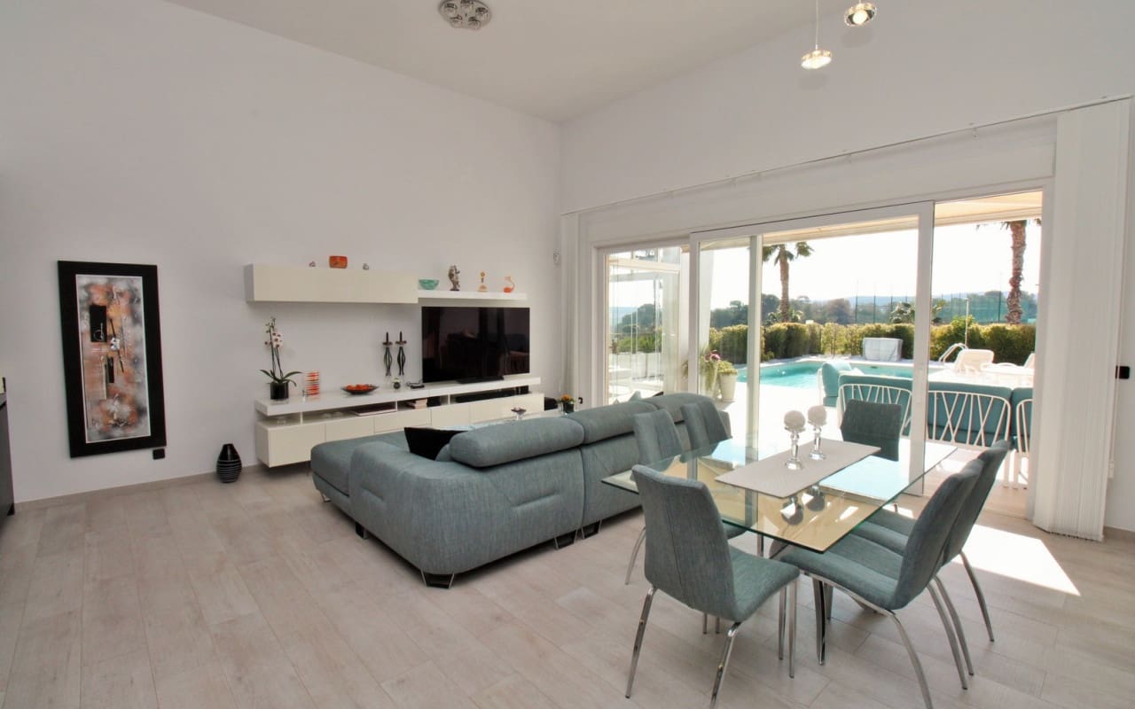 3 camera da letto Villa in vendita in Algorfa con piscina - 599.900 € (Rif: 8875451)