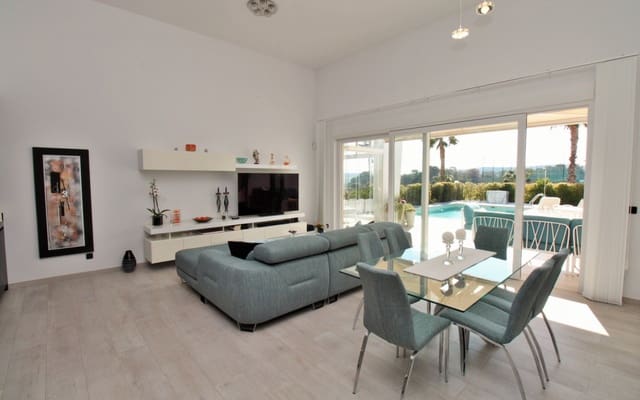 3 camera da letto Villa in vendita in Algorfa con piscina - 599.900 € (Rif: 8875451)