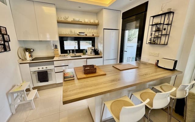 3 soveværelse Villa til salg i Ciudad Quesada, Rojales med swimmingpool - € 339.000 (Ref: 8903225)