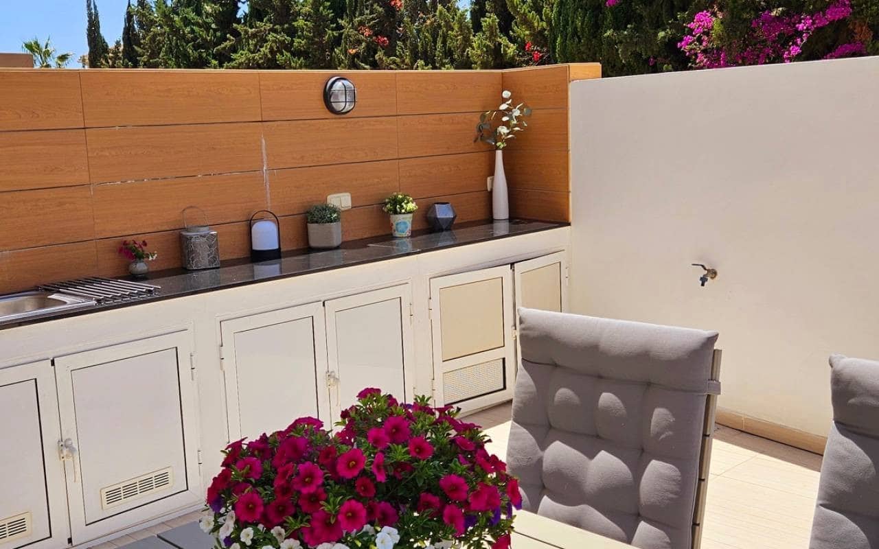 3 soveværelse Villa til salg i Ciudad Quesada med swimmingpool - € 339.000 (Ref: 8903225)