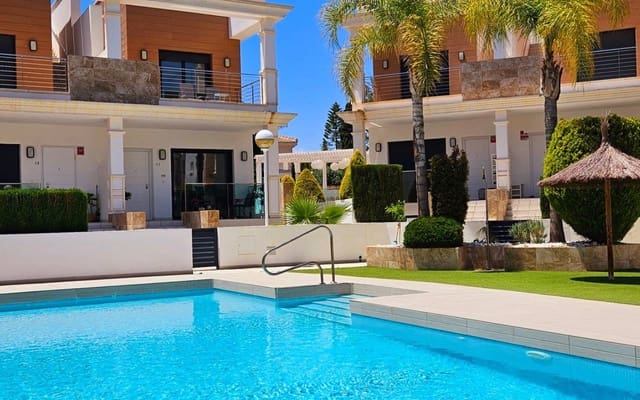 3 soveværelse Villa til salg i Ciudad Quesada, Rojales med swimmingpool - € 339.000 (Ref: 8903225)