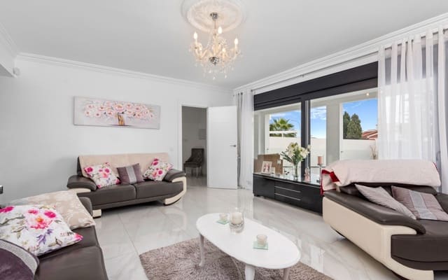 Chalet de 3 habitaciones en Ciudad Quesada, Rojales en venta con piscina - 675.000 € (Ref: 8903228)