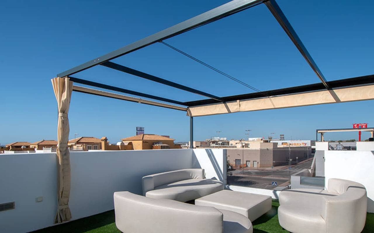 3 makuuhuone Huvila myytävänä paikassa Ciudad Quesada mukana uima-altaan - 415 000 € (Ref: 8903244)