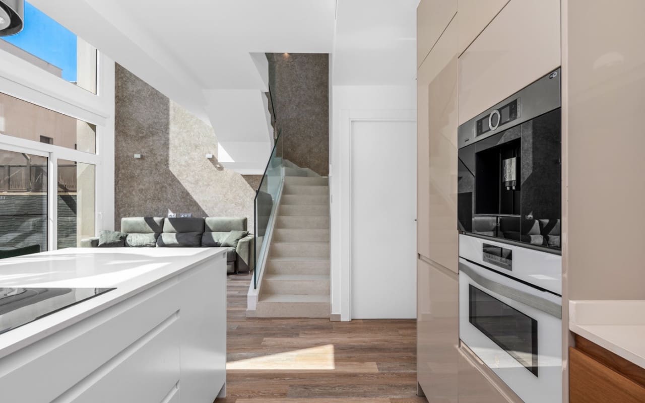 3 makuuhuone Huvila myytävänä paikassa Ciudad Quesada mukana uima-altaan - 499 000 € (Ref: 8903245)