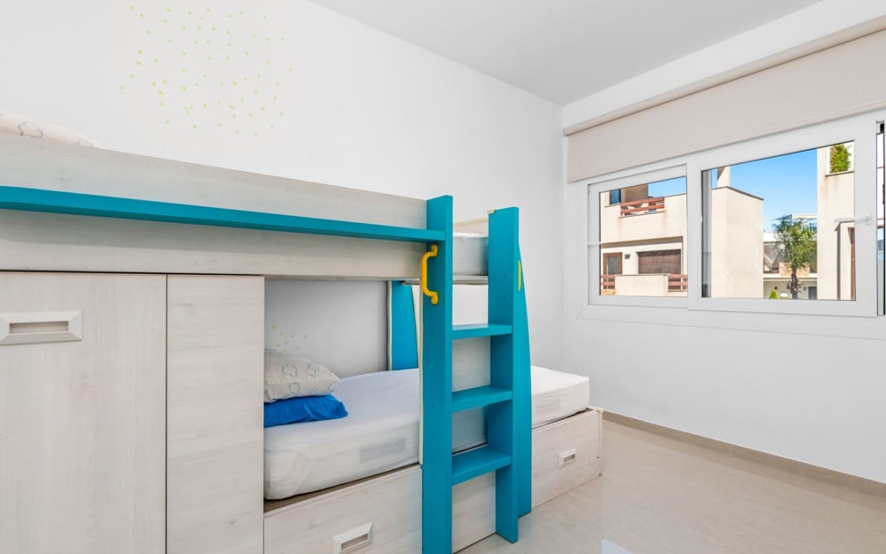 3 makuuhuone Huvila myytävänä paikassa Ciudad Quesada mukana uima-altaan - 499 000 € (Ref: 8903245)