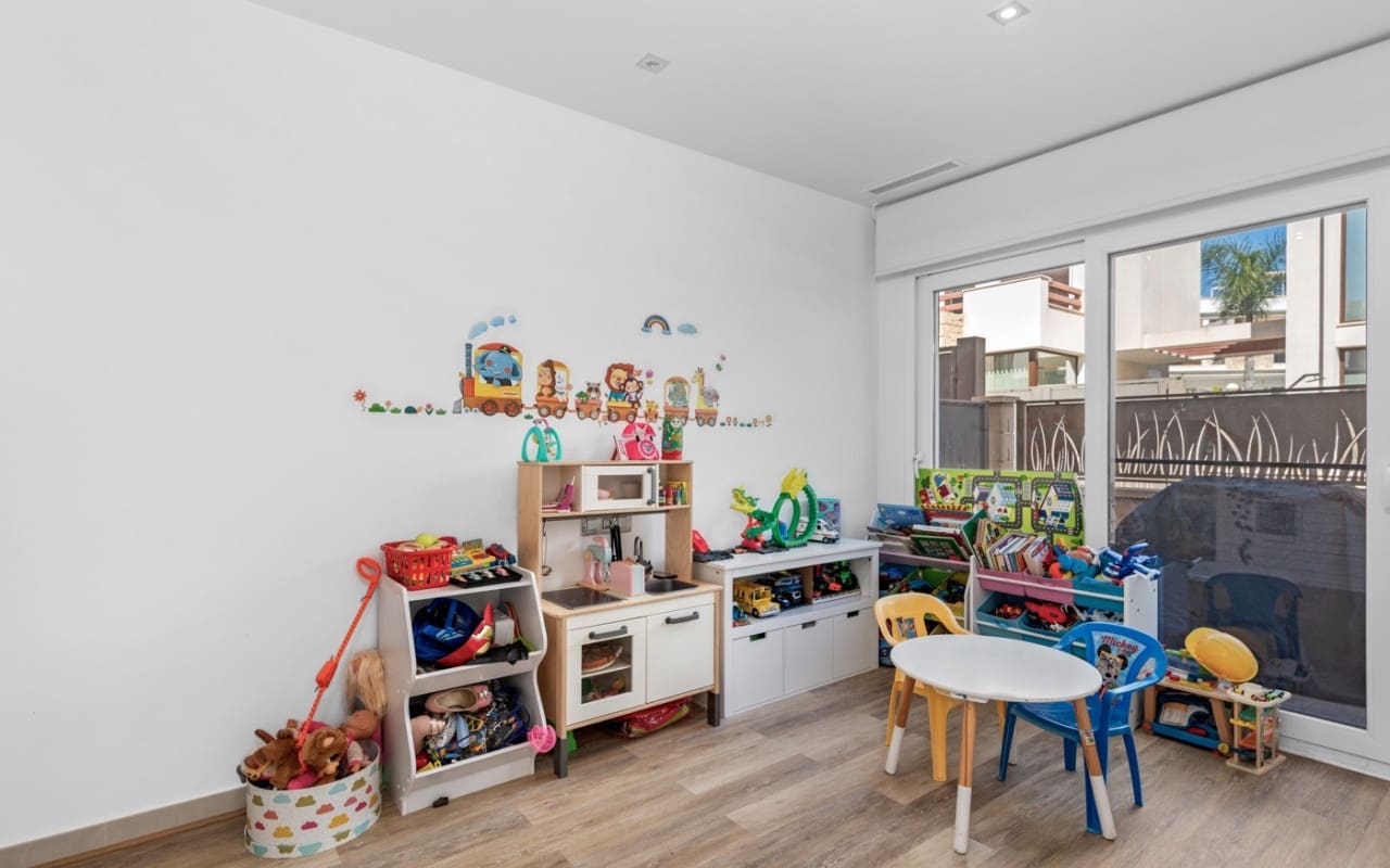 3 makuuhuone Huvila myytävänä paikassa Ciudad Quesada mukana uima-altaan - 499 000 € (Ref: 8903245)