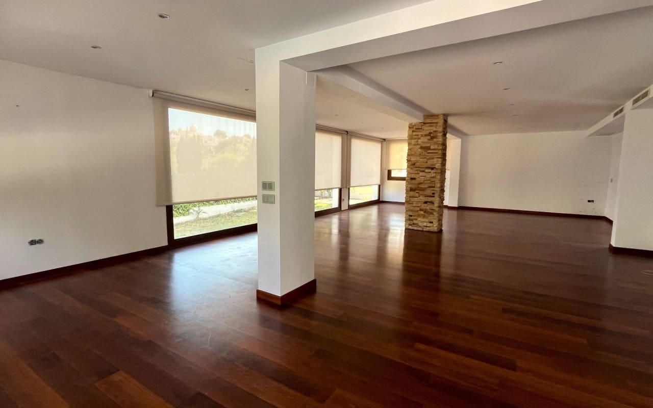 4 chambre Villa/Maison à vendre à La Nucia avec piscine - 950 000 € (Ref: 8927346)