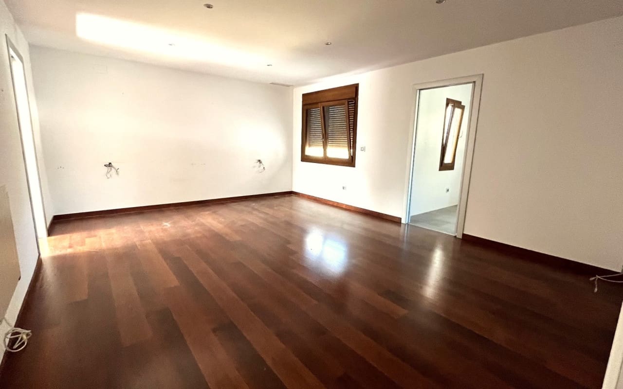 4 chambre Villa/Maison à vendre à La Nucia avec piscine - 950 000 € (Ref: 8927346)