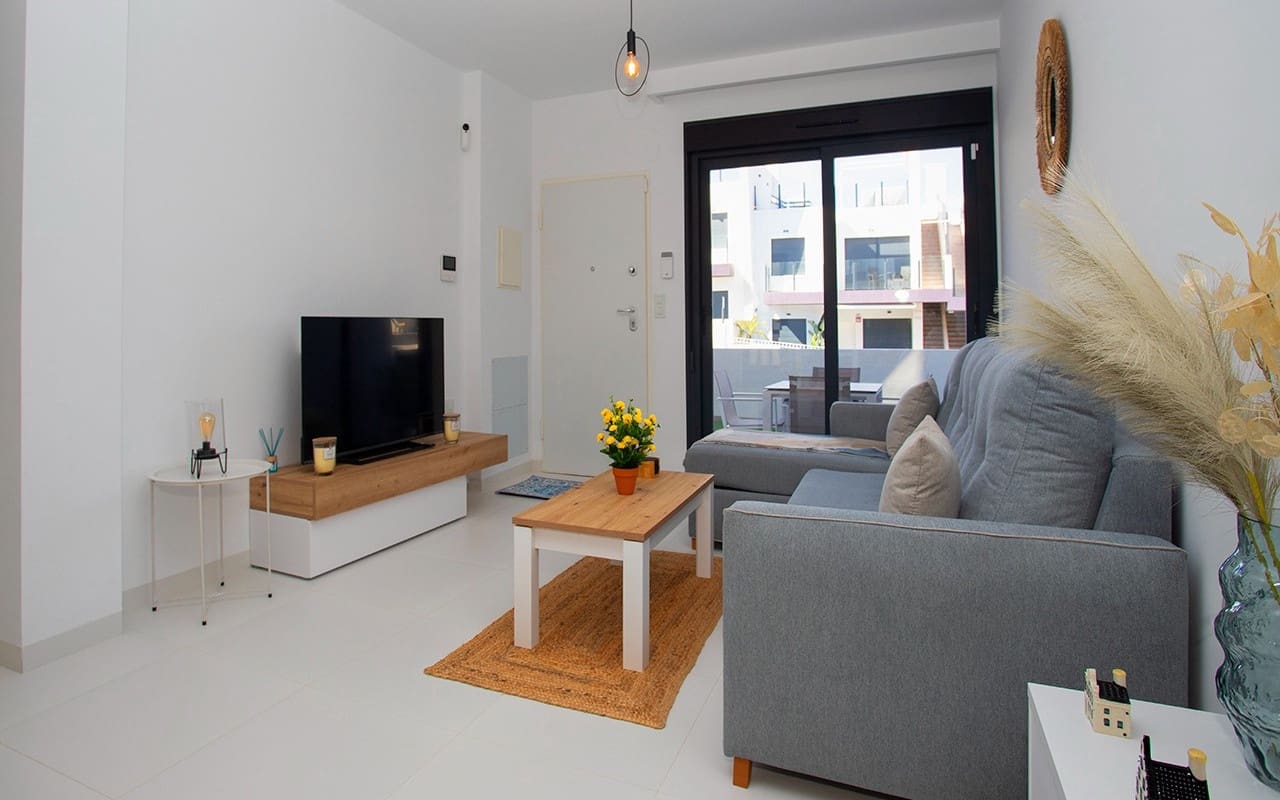 2 sypialnia Apartament do wynajęcia w San Miguel de Salinas z basenem - 1 100 € (Ref: 8942187)