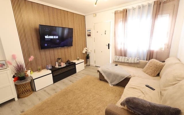 2 makuuhuone Omakotitalo myytävänä paikassa Torre de la Horadada, Pilar de la Horadada mukana uima-altaan - 234 900 € (Ref: 8981719)