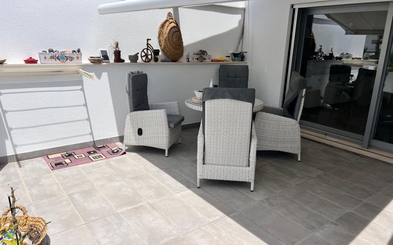 2 soveværelse Lejlighed til salg i Vistabella med swimmingpool - € 229.950 (Ref: 9028347)