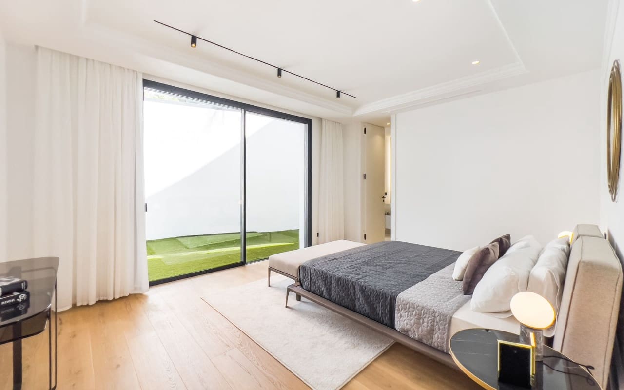 6 soveværelse Villa til salg i Marbella - € 6.400.000 (Ref: 9046517)