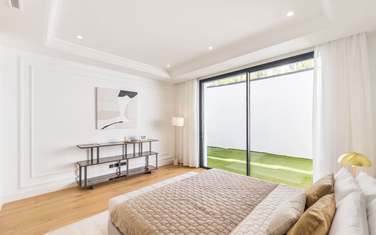 6 soveværelse Villa til salg i Marbella - € 6.400.000 (Ref: 9046517)