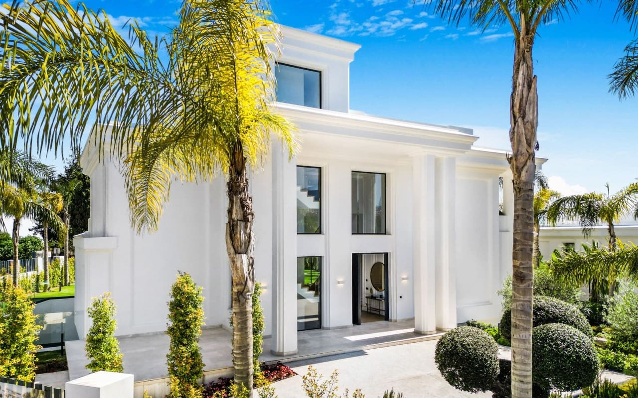 6 soveværelse Villa til salg i Marbella - € 6.400.000 (Ref: 9046517)