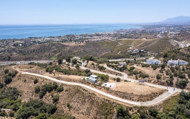 3 slaapkamer Penthouse te koop in Alto de los Monteros, Marbella met zwembad - € 1.150.000 (Ref: 9046524)