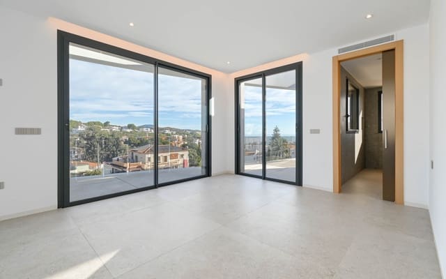 4 slaapkamer Villa te koop in Benissa - € 3.195.000 (Ref: 9046554)