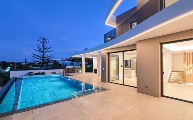 4 slaapkamer Villa te koop in Benissa - € 3.195.000 (Ref: 9046554)