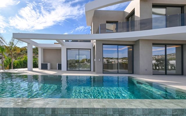 4 slaapkamer Villa te koop in Benissa - € 3.195.000 (Ref: 9046554)