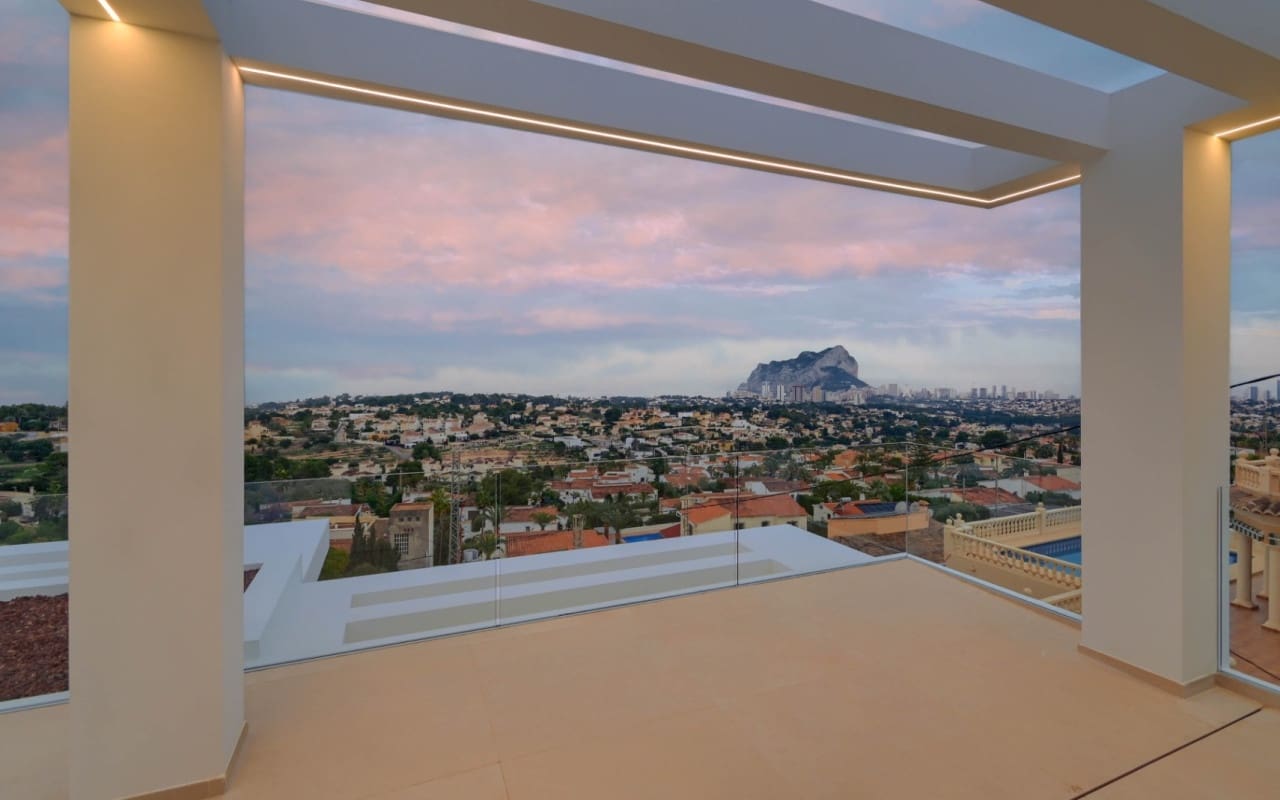 4 Zimmer Villa zu verkaufen in Calpe / Calp - 1.985.000 € (Ref: 9046556)
