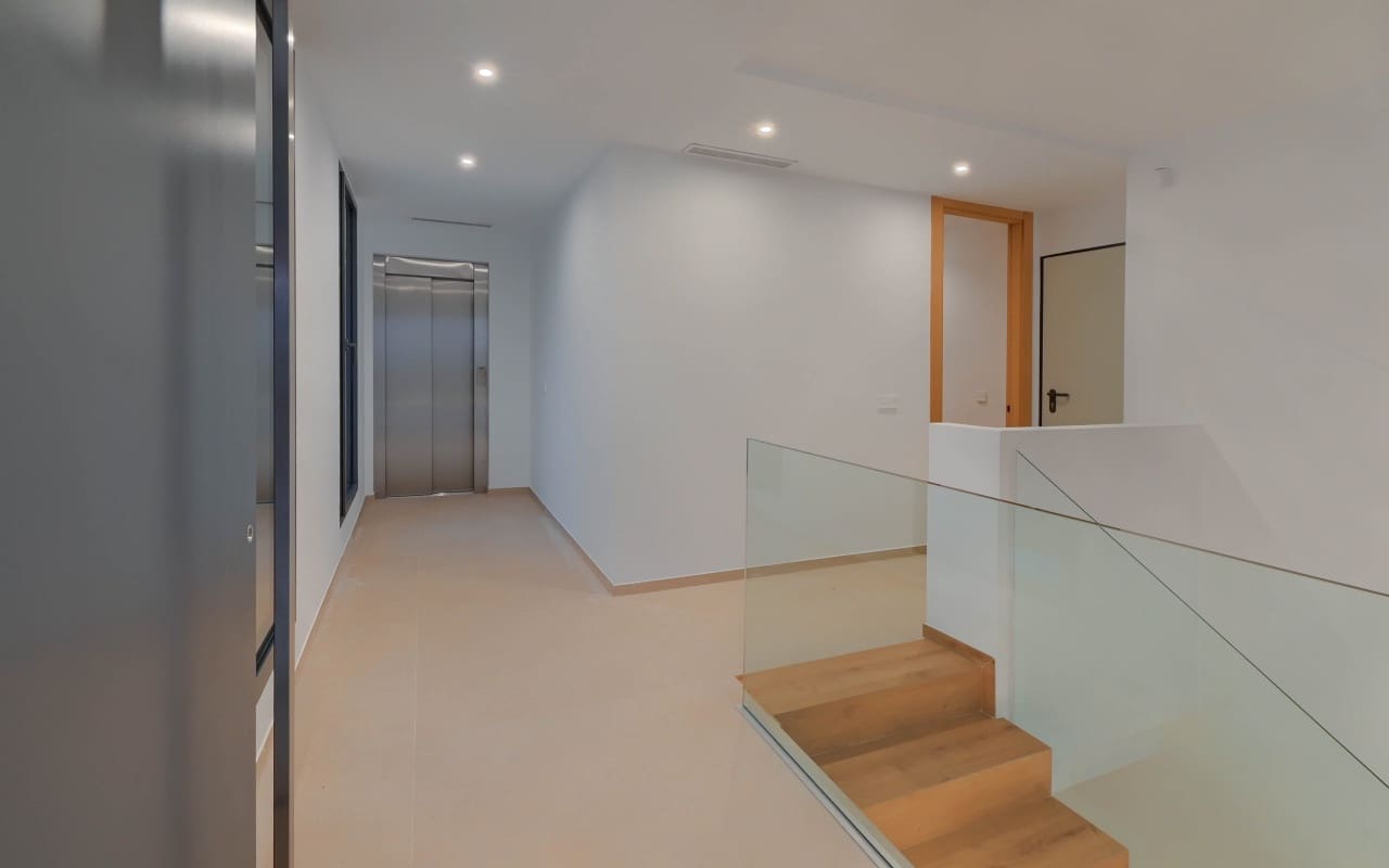 4 Zimmer Villa zu verkaufen in Calpe / Calp - 1.985.000 € (Ref: 9046556)