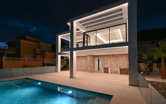 4 bedroom Villa for sale in Cometa - Carrió, Calpe / Calp - € 1,985,000 (Ref: 9046556)