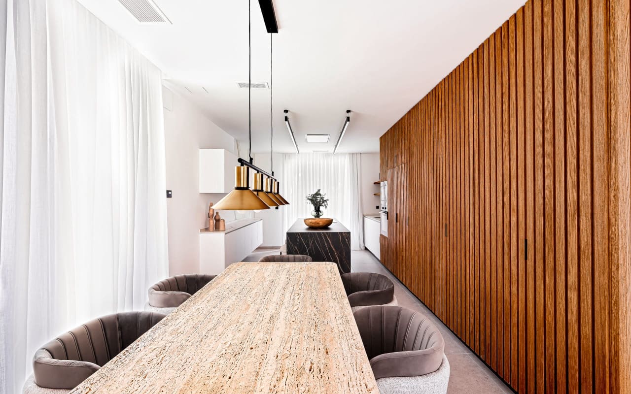 4 bedroom Villa for sale in La Nucia - € 1,150,000 (Ref: 9046557)